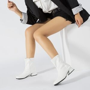 Fereshte White Gogo Boots Faux Patent Leather NWOT Sz. 40/USA 9M